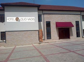 Quo Vadis Hotel Abuja Bagian luar foto